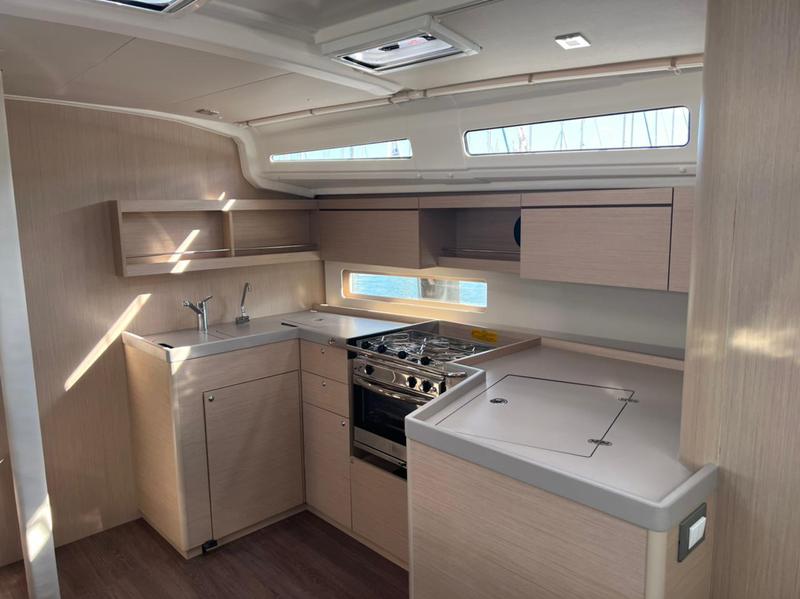 Book yachts online - sailboat - Oceanis 40.1 - Saiph  (Electric Heads, Inverter) - rent