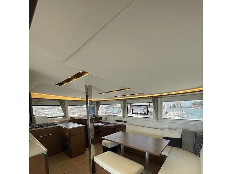 Book yachts online - catamaran - Lagoon 46 (AC, Gen, Watermaker) - ESPABILA, (ac,Gen,W/Maker) - rent