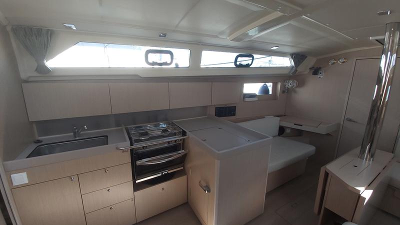 Book yachts online - sailboat - Oceanis 41.1 - Nafsika - rent
