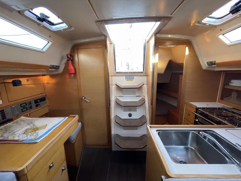 Book yachts online - sailboat - Elan 340 - Four Winds - rent