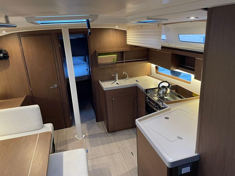 Book yachts online - sailboat - Oceanis 40.1 - Aurora - rent