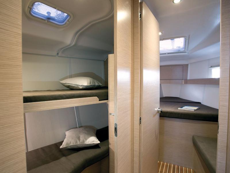 Book yachts online - sailboat - Elan 45 Impression - 4 cabin version - Polina - rent