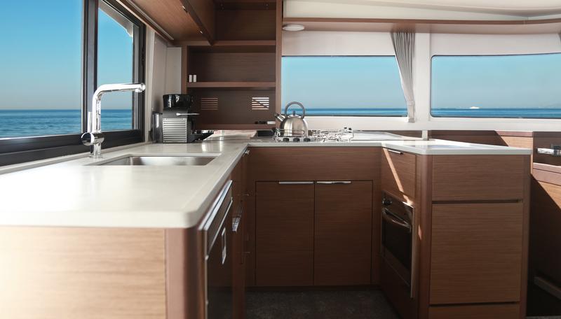 Book yachts online - catamaran - Lagoon 46 - Barchetta IV - rent