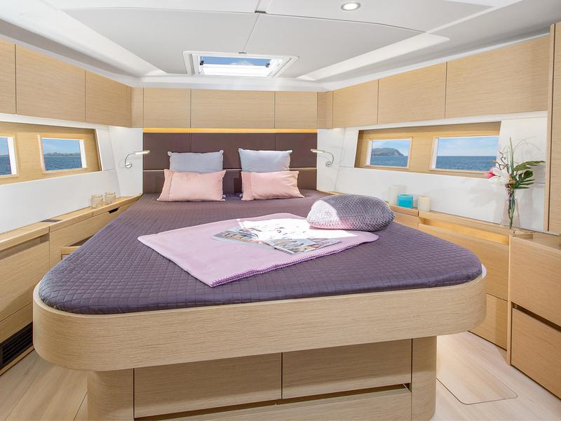 Book yachts online - sailboat - Hanse 588 - JOANNA - rent