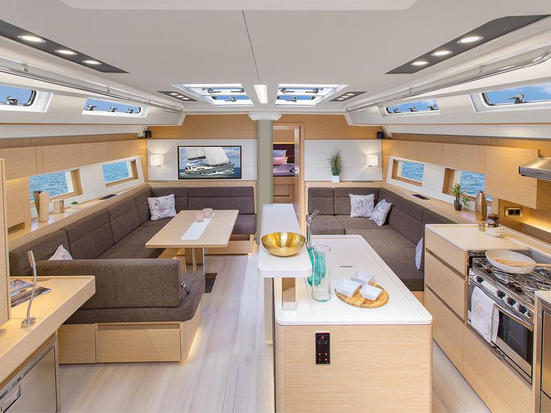Book yachts online - sailboat - Hanse 588 - JOANNA - rent