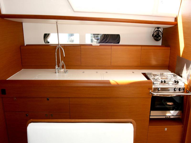 Book yachts online - sailboat - Sun Odyssey 479 - Perla - rent