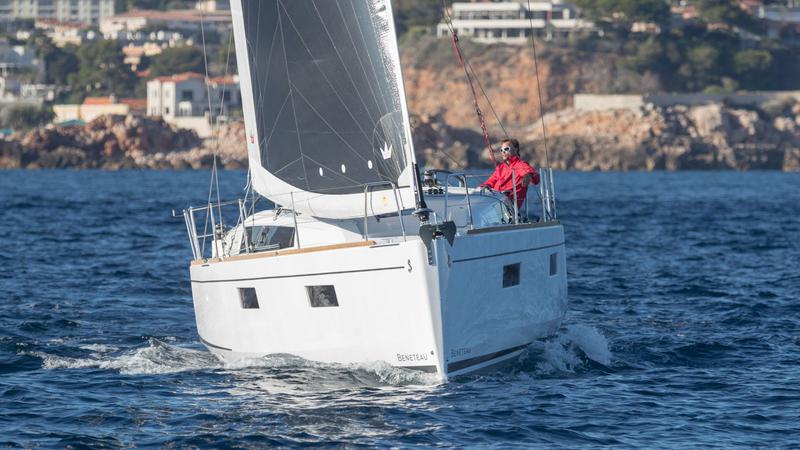 Book yachts online - sailboat - Oceanis 38.1.2 - Tamara - rent