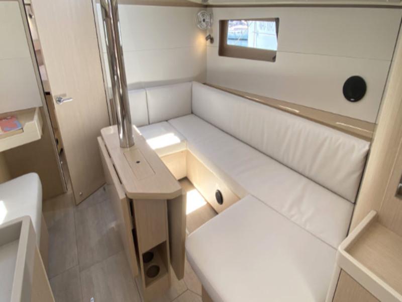 Book yachts online - sailboat - Oceanis 41.1 - Frankfurt - rent