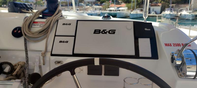 Book yachts online - catamaran - Lagoon 40 - Solentia - rent