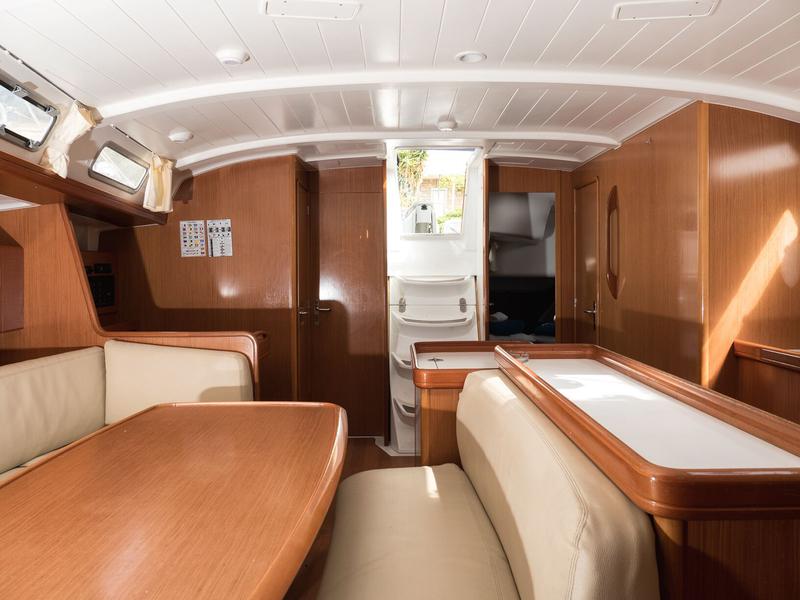 Book yachts online - sailboat - Beneteau Cyclades 50.5 - Orinoco - rent