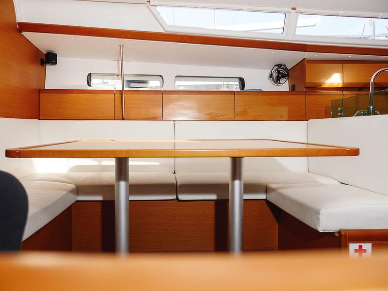 Book yachts online - sailboat - Sun Odyssey 449 - PORT ROYAL - rent
