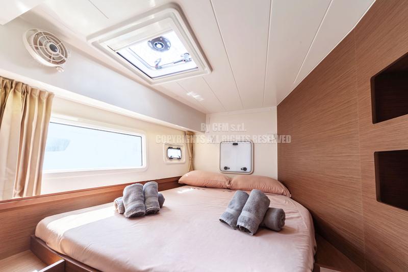 Book yachts online - catamaran - Lagoon 42 - Frangy (New 2021) - rent