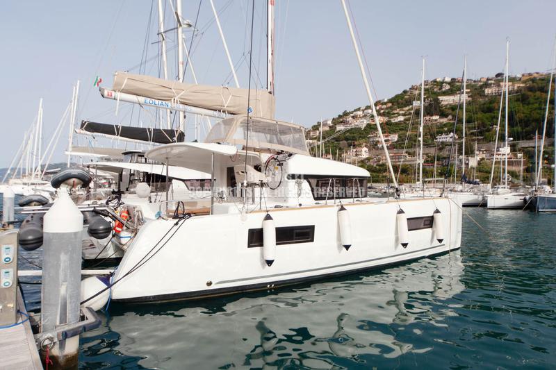 Book yachts online - catamaran - Lagoon 40 (2020) - FELU' - rent