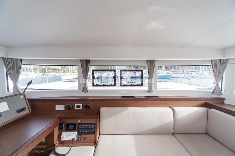 Book yachts online - catamaran - Lagoon 40 (2020) - FELU' - rent