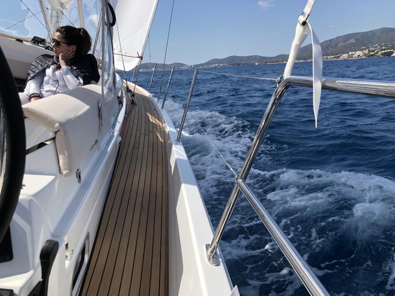 Book yachts online - sailboat - Sun Odyssey 440 - Rebelezza - rent