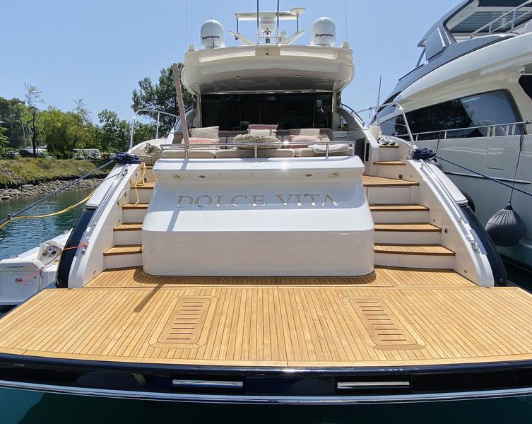 Book yachts online - motorboat - Princess V62 - Dolce Vita - rent