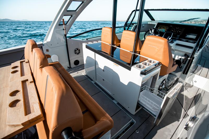 Book yachts online - motorboat - Saxdor 320 GTO - Saxdor 320 GTO (2022) - rent