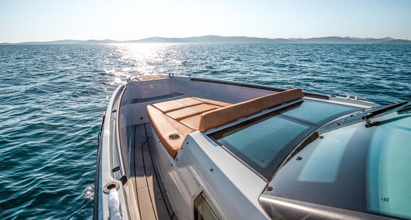 Book yachts online - motorboat - Saxdor 320 GTO - Saxdor 320 GTO (2022) - rent