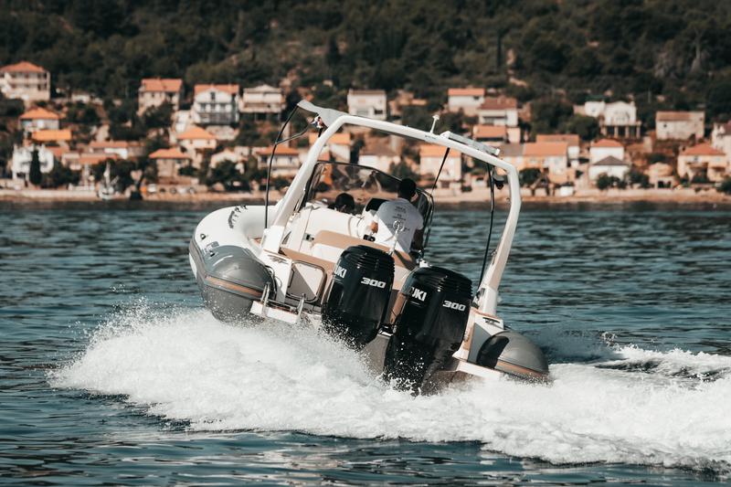 Book yachts online - other - Capelli Tempest  1000 Sun - Capelli Tempest  1000 Sun (2018) - rent