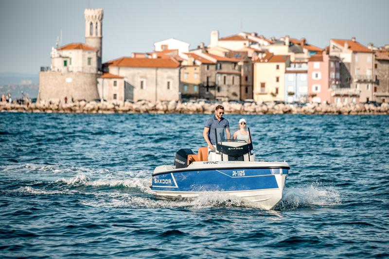 Book yachts online - motorboat - Saxdor 200 Sport (Mercury 175) - Saxdor 200 Sport (Mercury 175) (2021) - rent