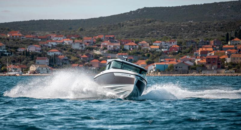 Book yachts online - motorboat - Saxdor 320 GTC - Olivia - rent