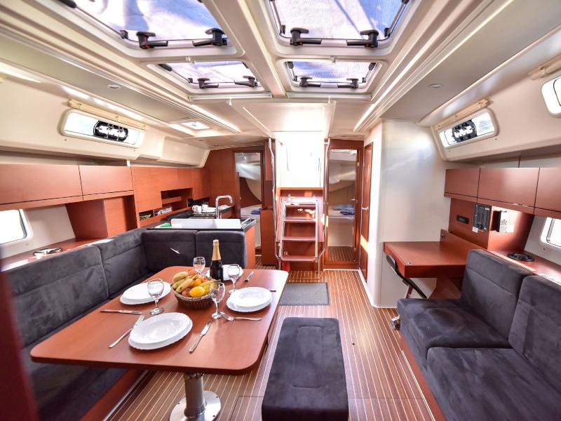 Book yachts online - sailboat - Hanse 458 - GOBUN - rent