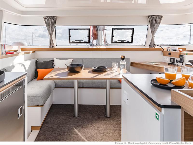 Book yachts online - catamaran - Excess 11 - Smota - rent