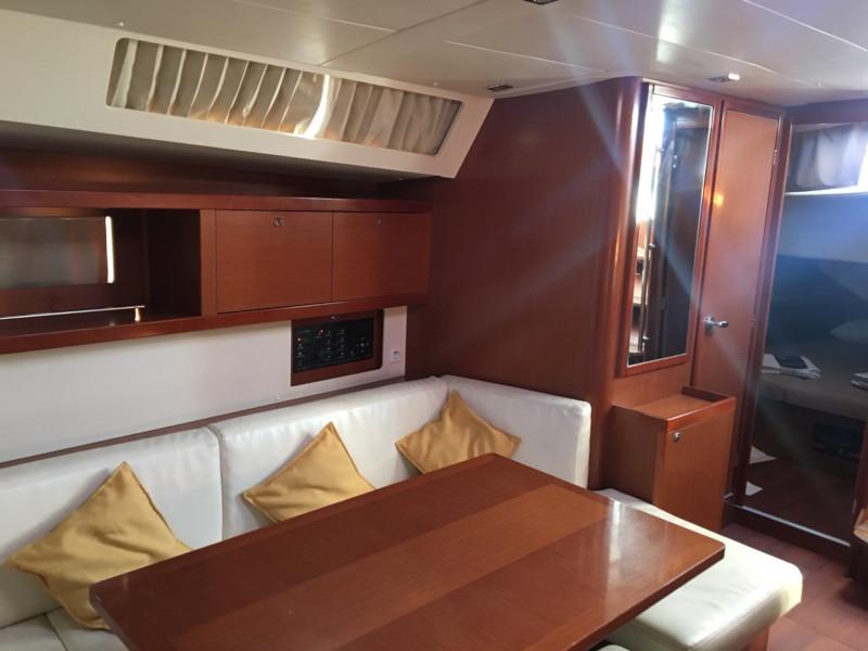 Book yachts online - sailboat - Oceanis 45 - Carpe Diem - rent