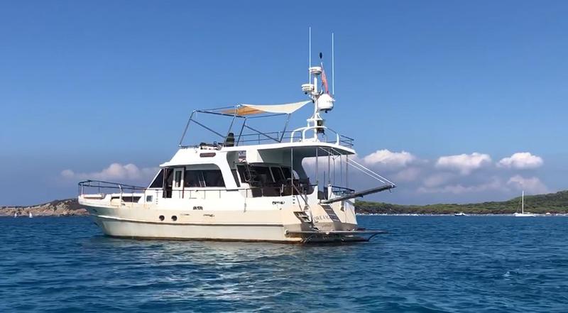Book yachts online - motorboat - Waverunner 55 - Dreamaway - rent