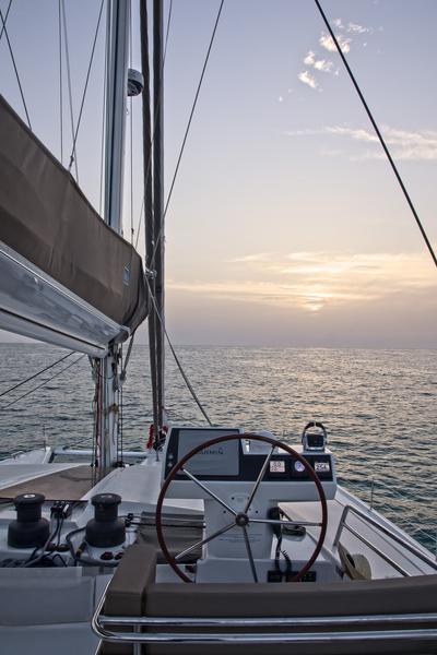 Book yachts online - catamaran - Victoria 67 - Magec - rent