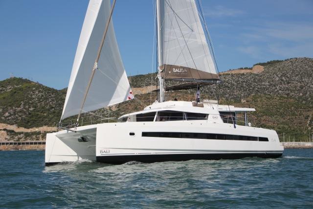 Book yachts online - catamaran - Bali 5.4. - MIM OCEAN ONE - rent