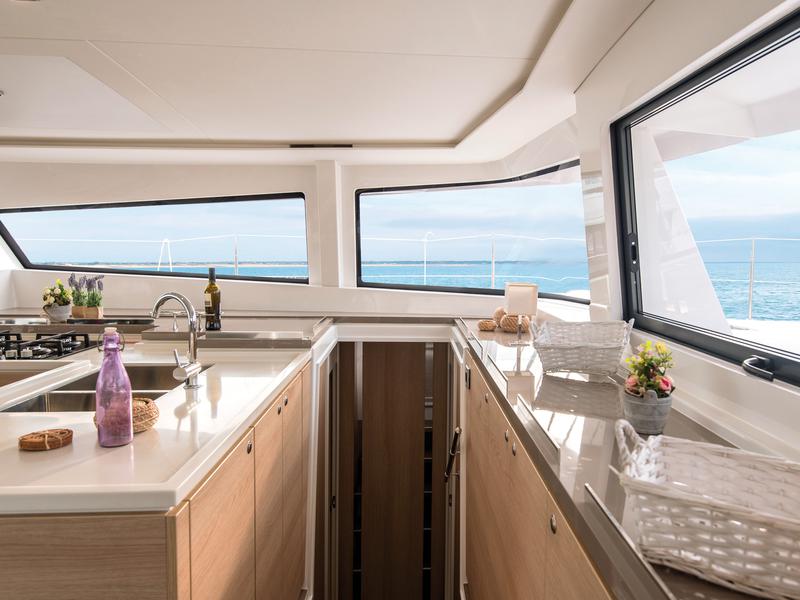 Book yachts online - catamaran - Bali 5.4. - Amura - rent