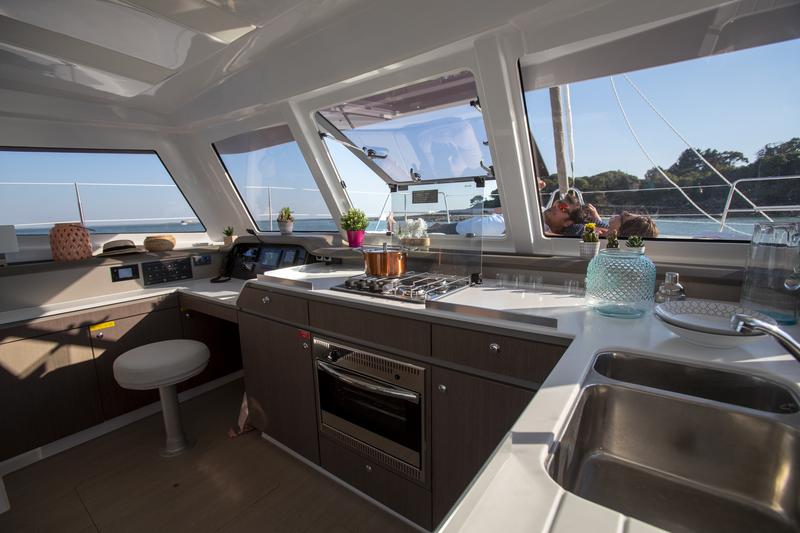 Book yachts online - catamaran - Bali Catspace Marsi - DORTOKA - rent