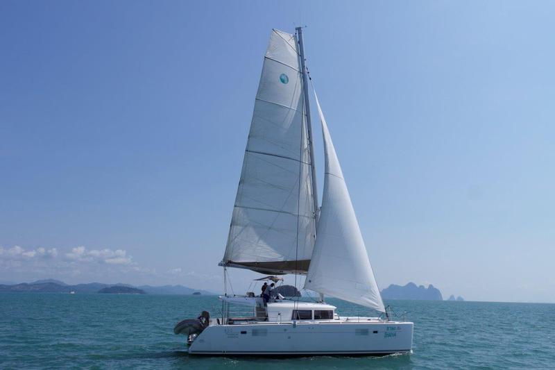 Book yachts online - catamaran - Lagoon 450 - Shana - rent