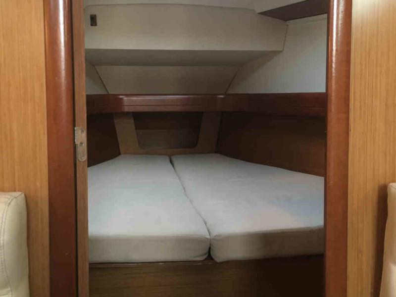 Book yachts online - sailboat - Sun Odyssey 39i - Sofia - rent