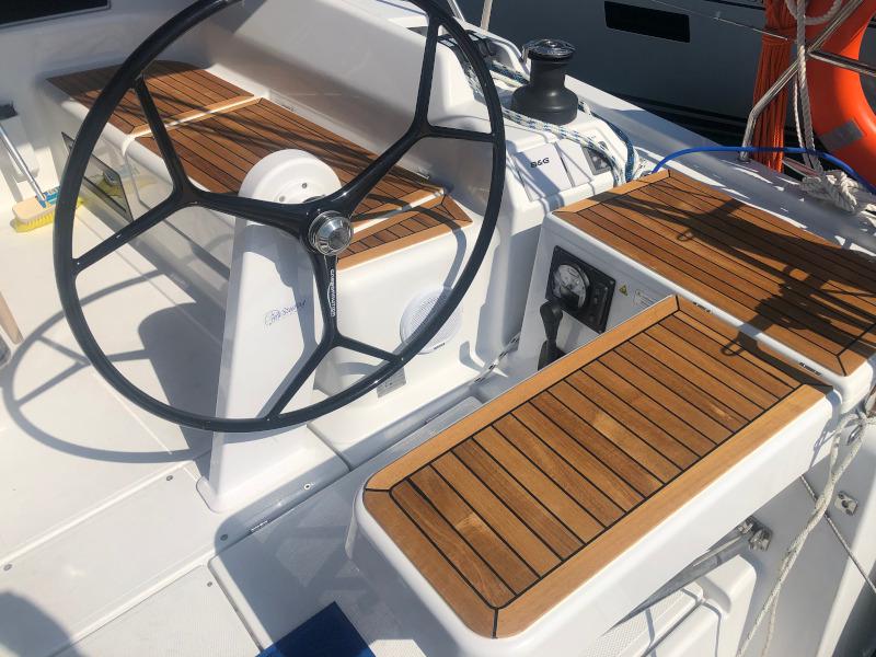 Book yachts online - sailboat - Hanse 418 - 4FUN - rent