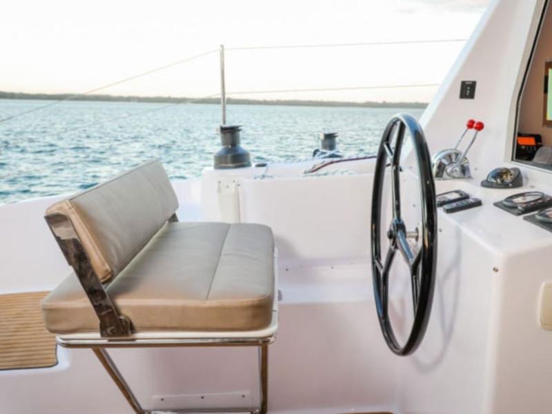 Book yachts online - catamaran - Seawind 1260 - Sonder - rent
