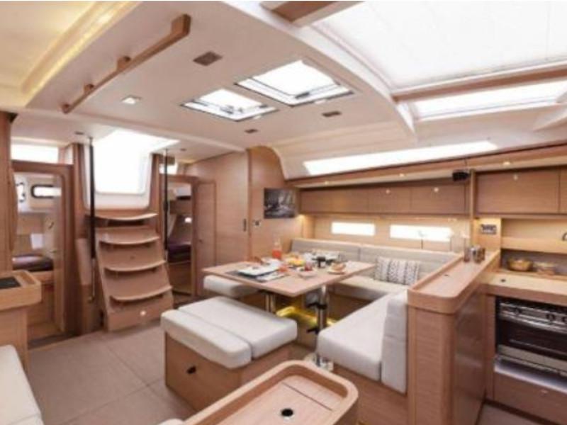 Book yachts online - sailboat - Dufour 560 Grand Large - Altamira - rent