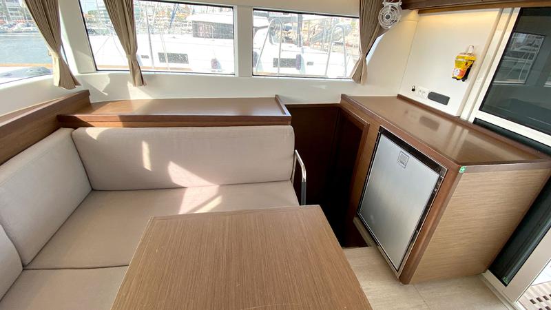 Book yachts online - catamaran - Lagoon 40 - Sunrise - rent