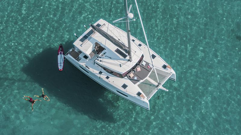 Book yachts online - catamaran - Isla 40 - Laja - rent