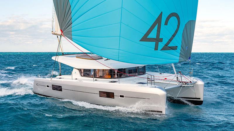 Book yachts online - catamaran - Lagoon 42 - Moonlight - rent