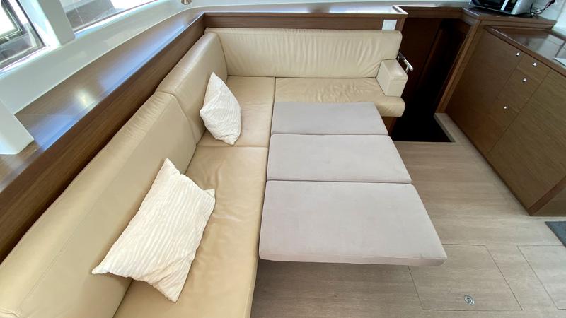 Book yachts online - catamaran - Lagoon 450 - Irena - rent