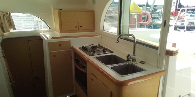 Book yachts online - catamaran - Lagoon 380 S2 - blue elli (ex Gemini) - rent