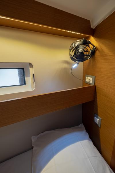 Book yachts online - sailboat - Sun Odyssey 440 - Ioleta - rent