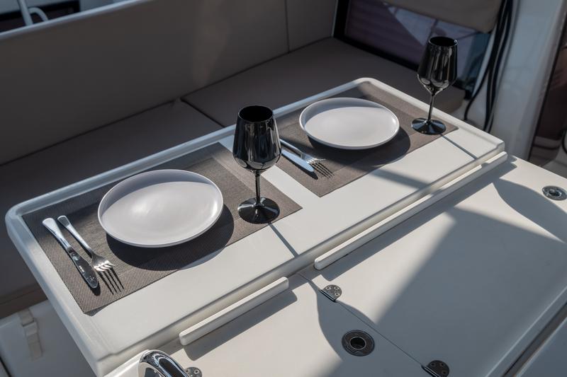 Book yachts online - sailboat - Sun Odyssey 440 - Ioleta - rent
