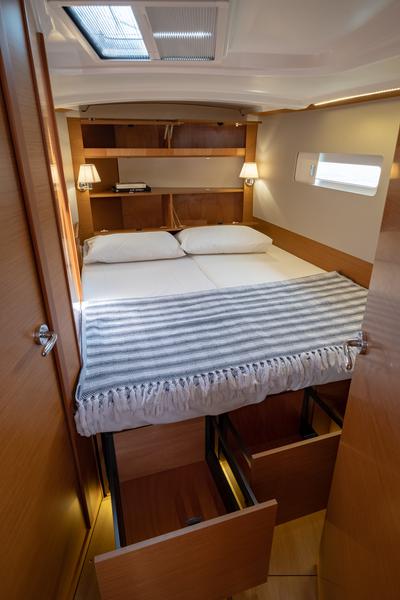 Book yachts online - sailboat - Sun Odyssey 410 - Elcano - rent