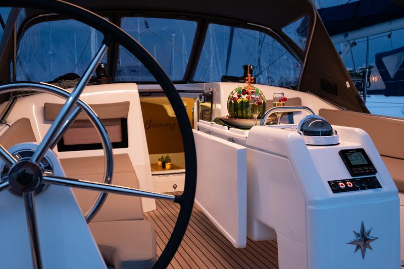 Book yachts online - sailboat - Sun Odyssey 410 - Sammy - rent