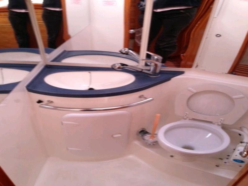 Book yachts online - sailboat - Bavaria 39 Cruiser - Martina  - rent