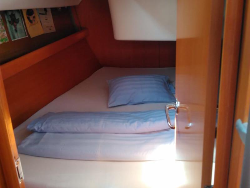 Book yachts online - sailboat - Elan 434 - Salima - rent
