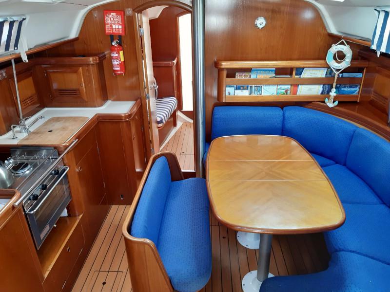 Book yachts online - sailboat - Oceanis 411 - Hope II - rent
